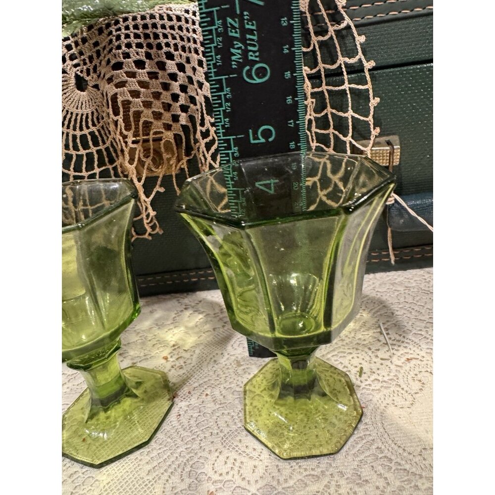 Vintage 1960s Green Octagonal Goblets (7) by Independence Small 7 oz. 4.75" T